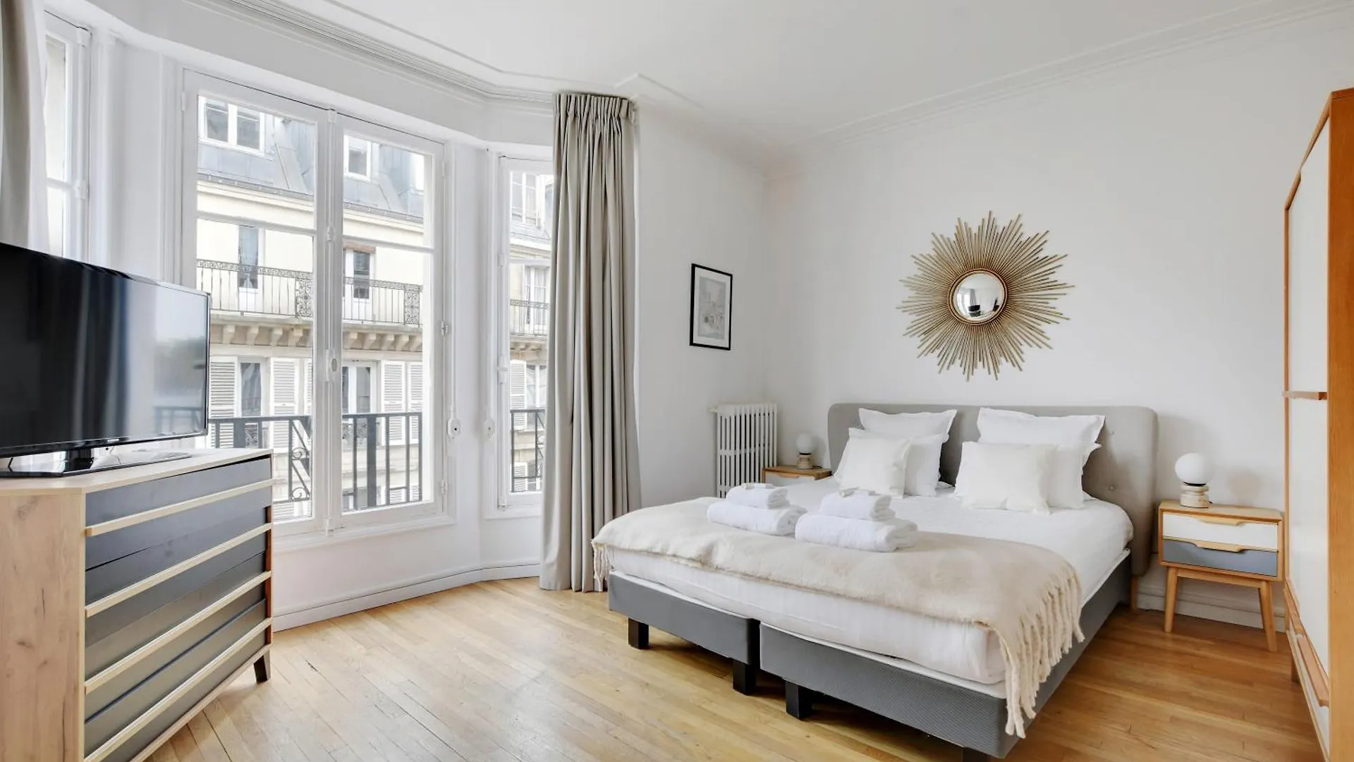 Pick A Flat'S Apartments In Saint Michel - Rue Du Sommerard Paris France