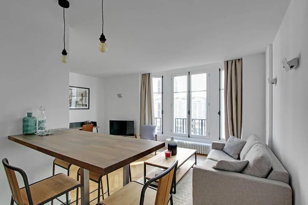Pick A Flat'S Apartments In Saint Michel - Rue Du Sommerard Paris