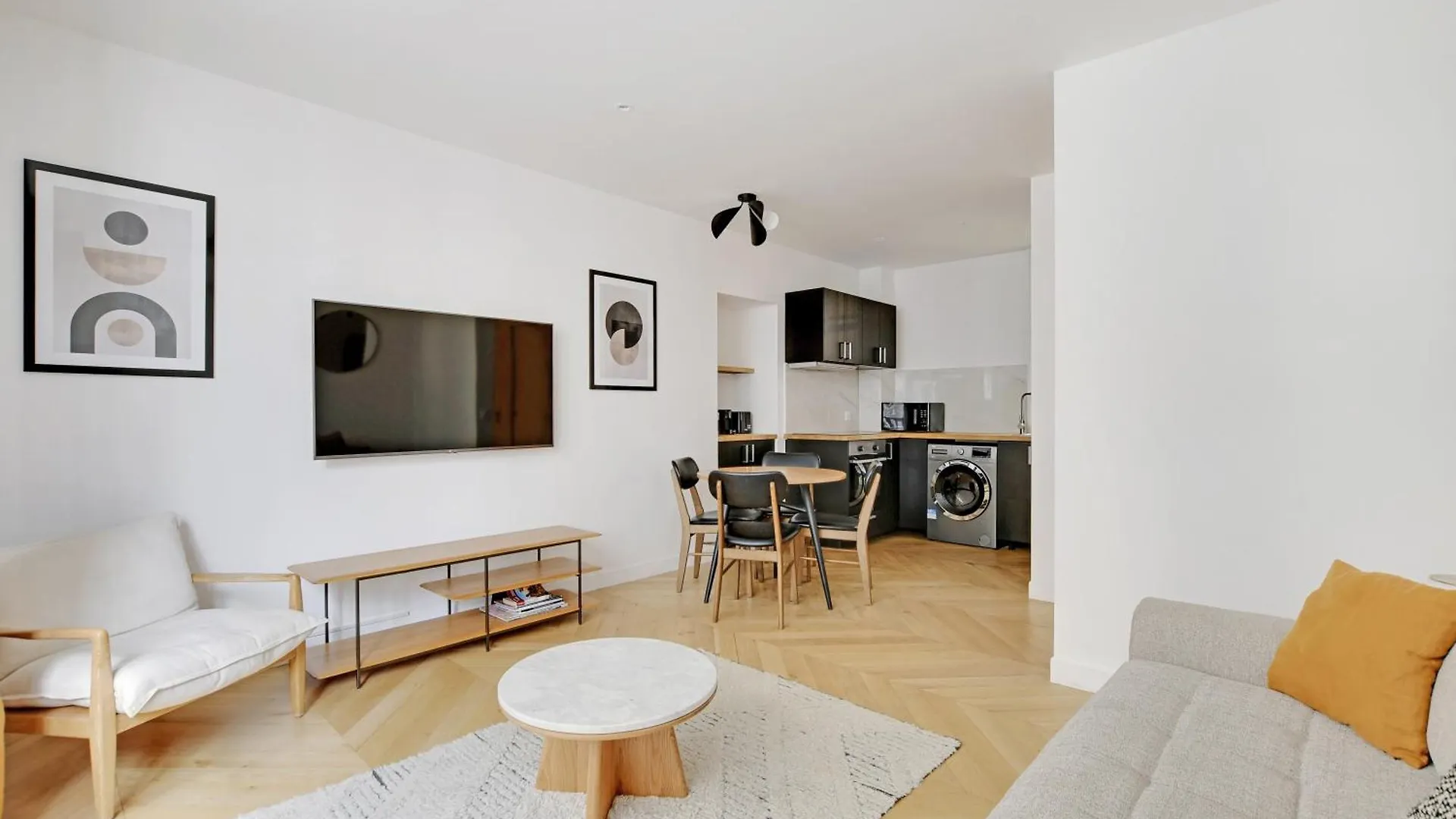 Pick A Flat'S Apartments In Saint Michel - Rue Du Sommerard Paris