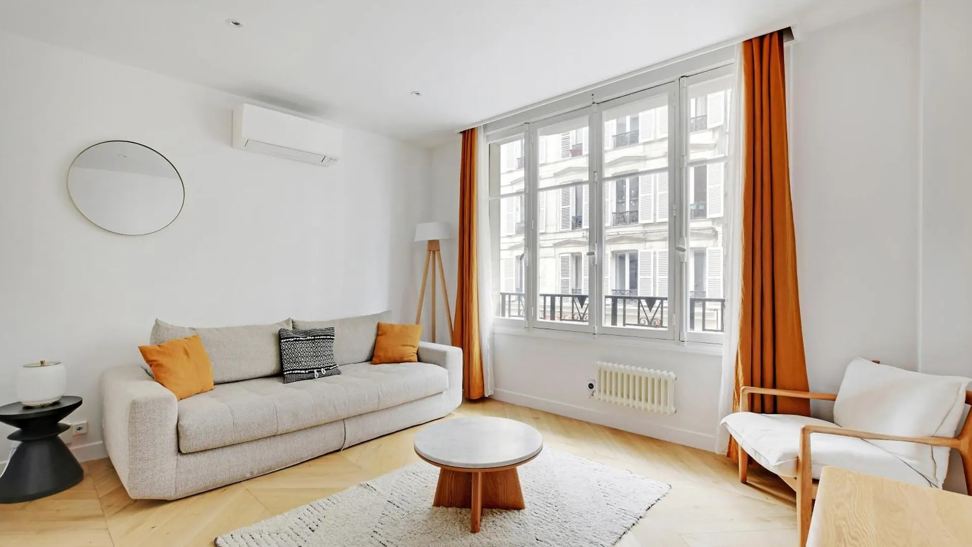 Pick A Flat'S Apartments In Saint Michel - Rue Du Sommerard Paris France