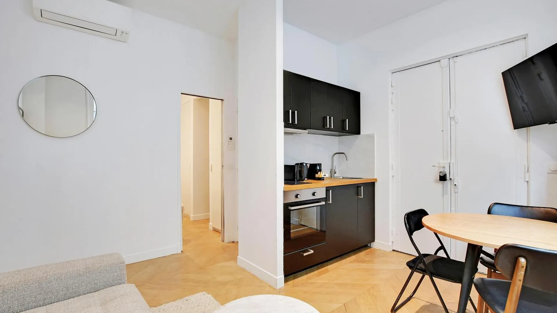 Pick A Flat'S Apartments In Saint Michel - Rue Du Sommerard Paris