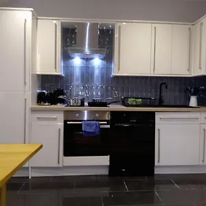  Apartment 17 South Street Flat United Kingdom