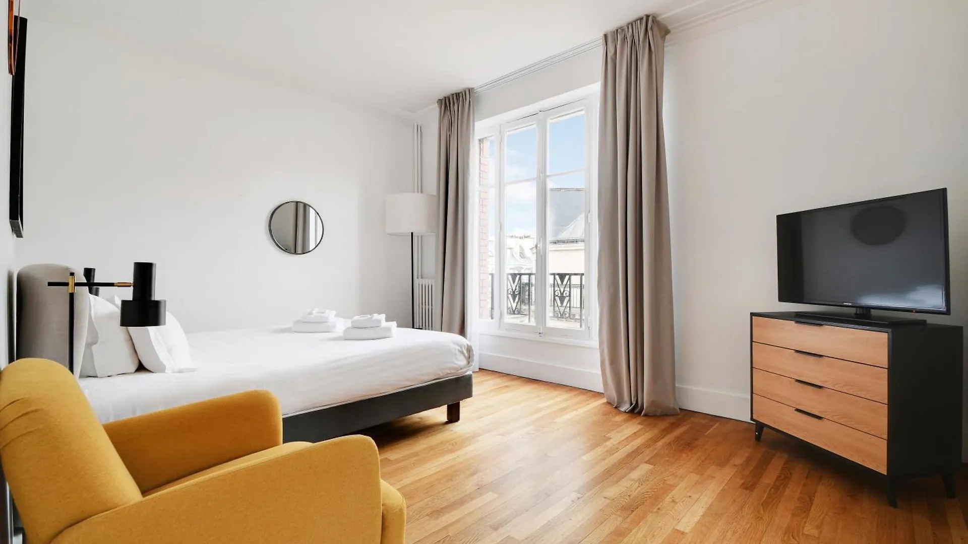 Pick A Flat'S Apartments In Saint Michel - Rue Du Sommerard Paris