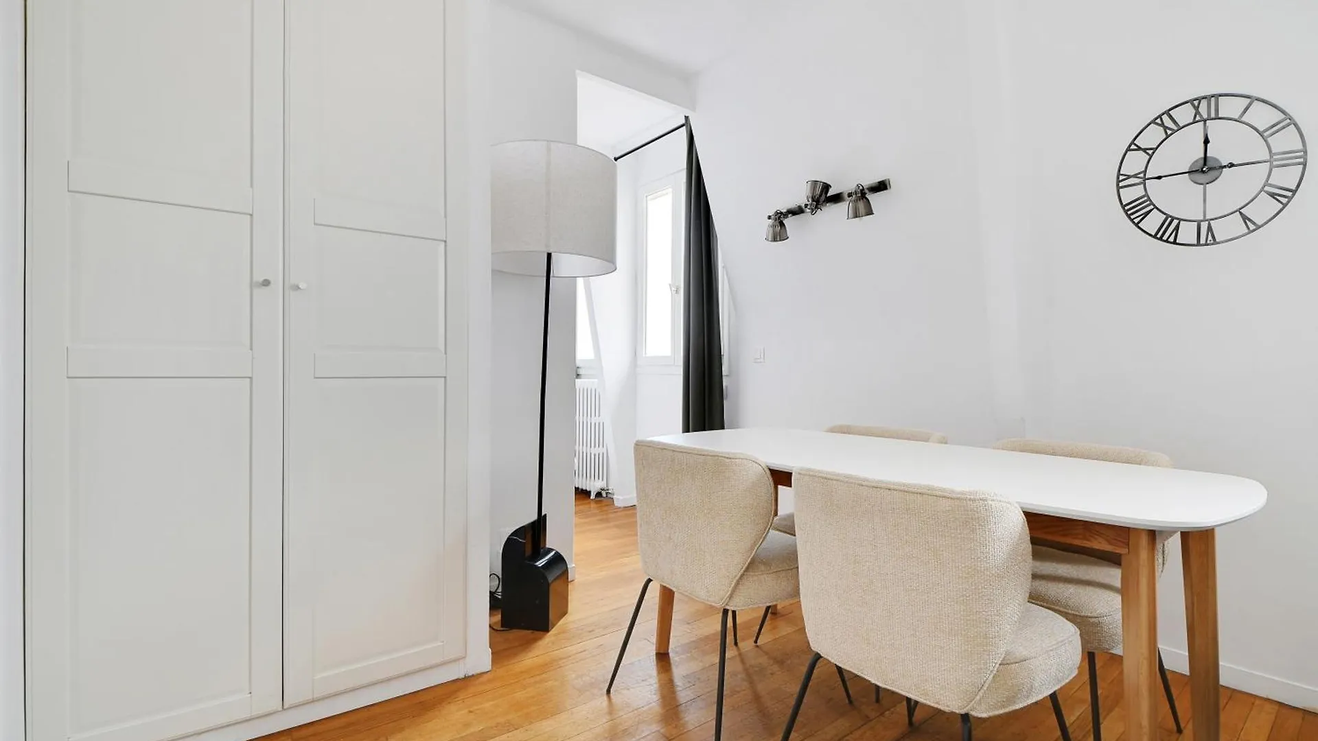 Pick A Flat'S Apartments In Saint Michel - Rue Du Sommerard Paris