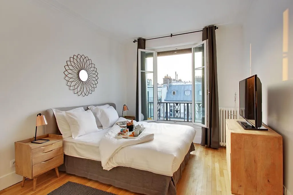 Pick A Flat'S Apartments In Saint Michel - Rue Du Sommerard Paris France